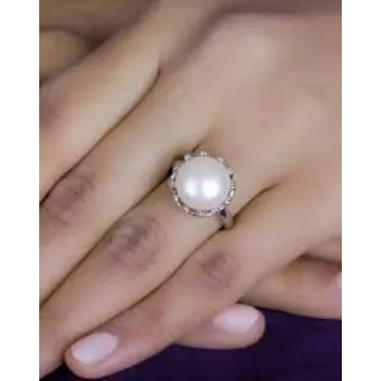 Modern Pearl Ring