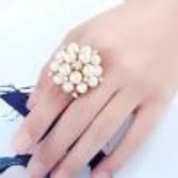 Shah Gems & Jewellery Manufacturing Co.Pearl Ring