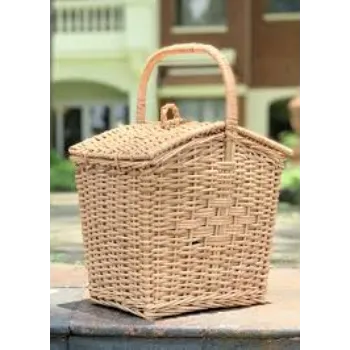 Light Weight Picnic Basket
