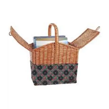 Easy To Carry Picnic Basket