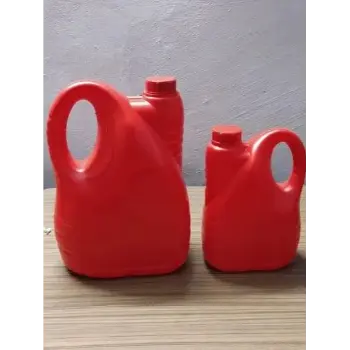 Multiple Plastic Engine Oil Can