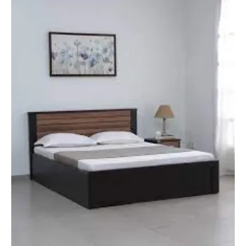 Fine Finishing Queen Size Bed