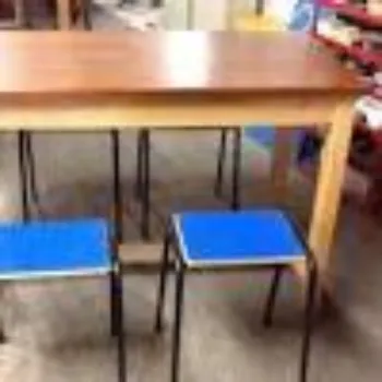 Polished School Furnitures