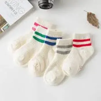White School Socks With Strips 
