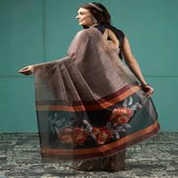 Ravishing Silk Blend Saree