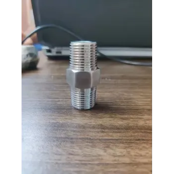 Solid Steel Threaded Pipe Fittings