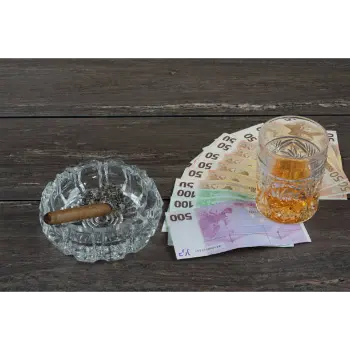 Standard Stylish Ash Tray