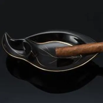 Long Life Stylish Ash Tray