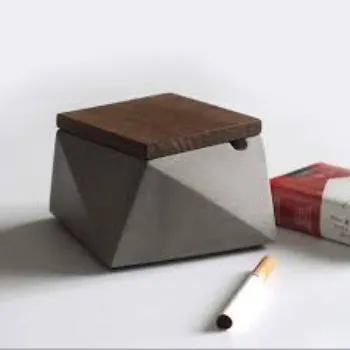 Sant Stylish Ash Tray