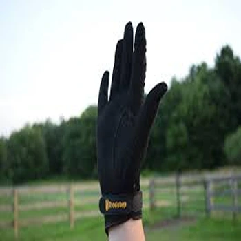 Winsome Black Stylish Gloves For Ladies