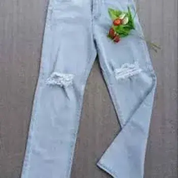 Fashionable Jeans For Girls