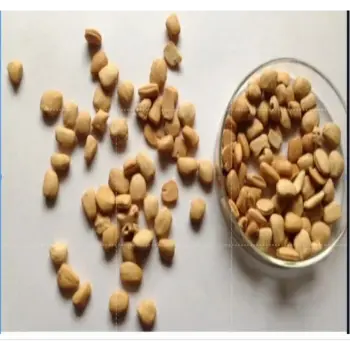 Common yellow Tamarind Seeds