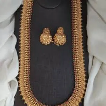 Shiny Temple Necklace