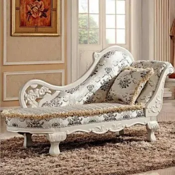 Stylish Traditional Sofa