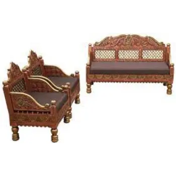 Fine Finishing Traditional Sofa