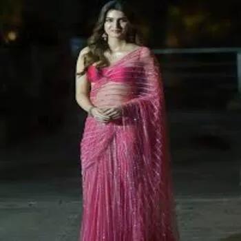 Trendy Chic Ladies Sarees