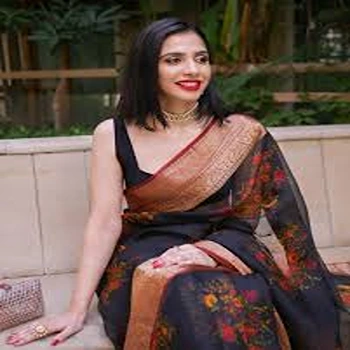 Fashionable Trendy Ladies Sarees