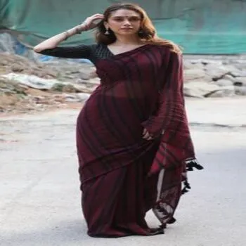 Trendy Ladies Sarees With Blouse