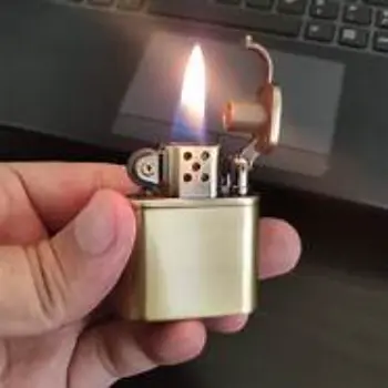 Common Unique Lighter