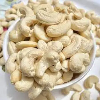 Common W320 Cashew Nuts