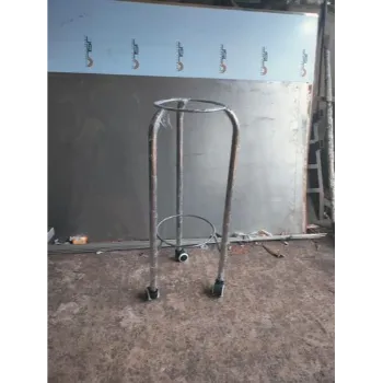 Polished Wash Basin Stand