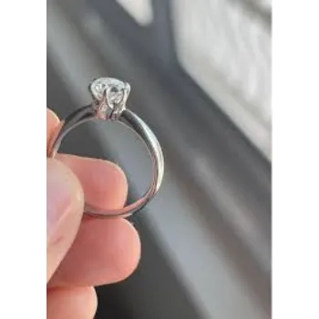 Smooth Texture Wedding Ring 