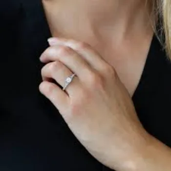 High Standard White Gold Ring