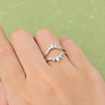 Fancy White Gold Ring 