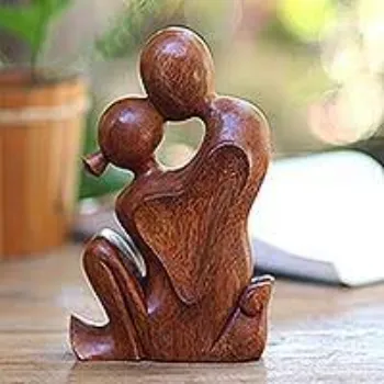  Eithne Loves Bond Wood Statue Ivy Bronx