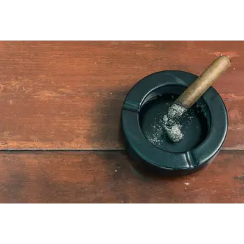 High Quality Wooden Ashtray