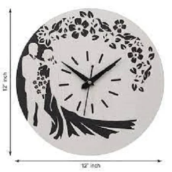 Webelkart Beautiful Round Love Couple  Wooden Wall Clock